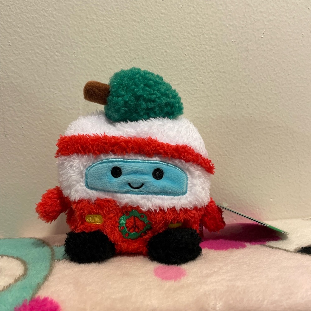 NWT Vance the Christmas Van 🎄 HolidayBumz 4.5" Bumbumz